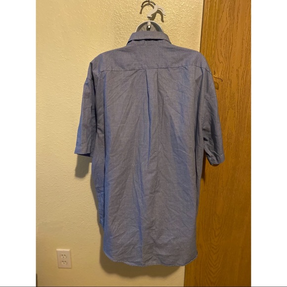 Roundtree and Yorke button up short sleeve shirt - Picture 3 of 3